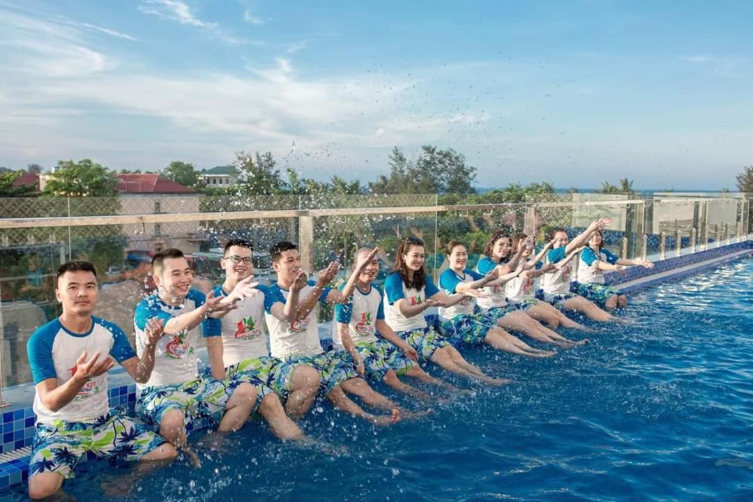 Khach San Holiday Cửa Lò Zewnętrze zdjęcie